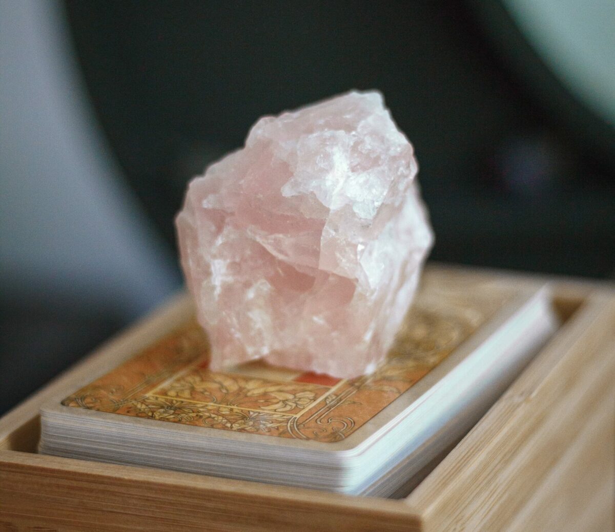 The Energy of Rose Quartz: Using This Stone to Cultivate Love and Compassion in Your Life
